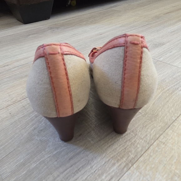 Tory Burch Shoes - Picture 5 of 6